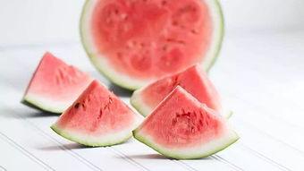 吃瓜正确做法大全,揭秘正确吃瓜姿势与礼仪 第1张 吃瓜正确做法大全,揭秘正确吃瓜姿势与礼仪 第1张